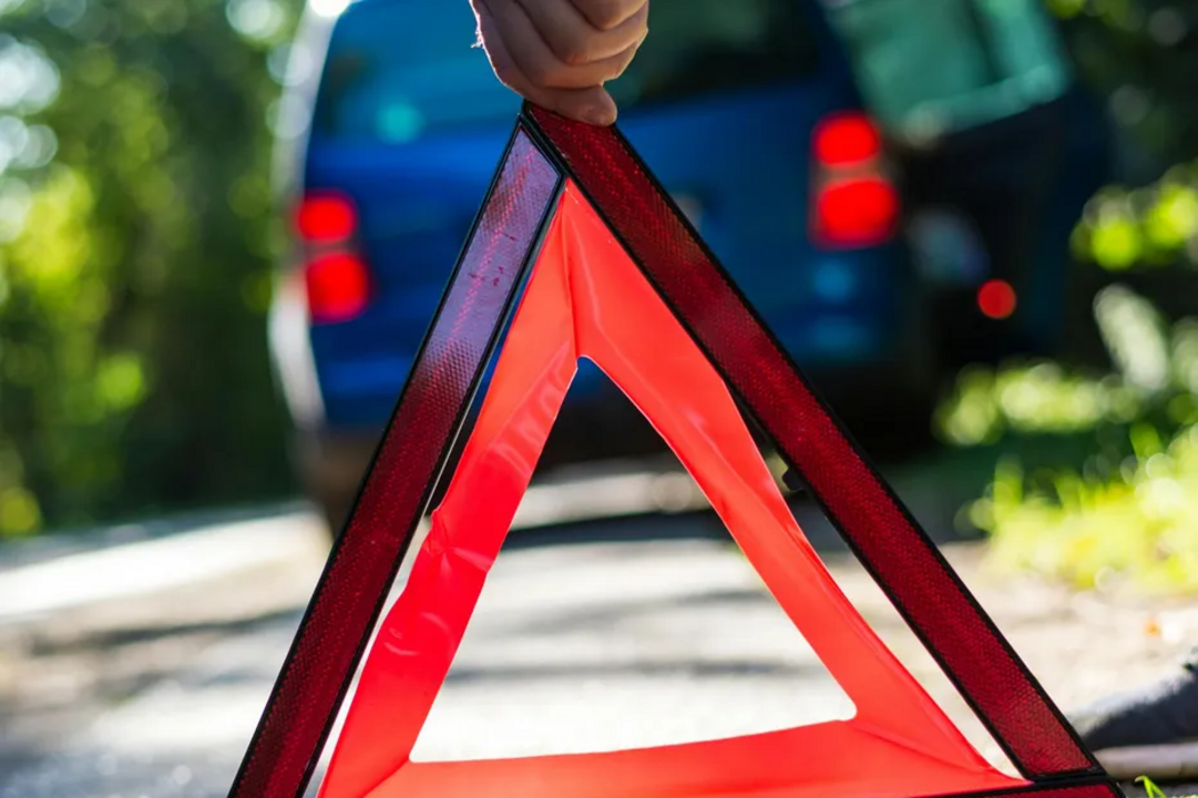 Triângulo de trânsito, acidente