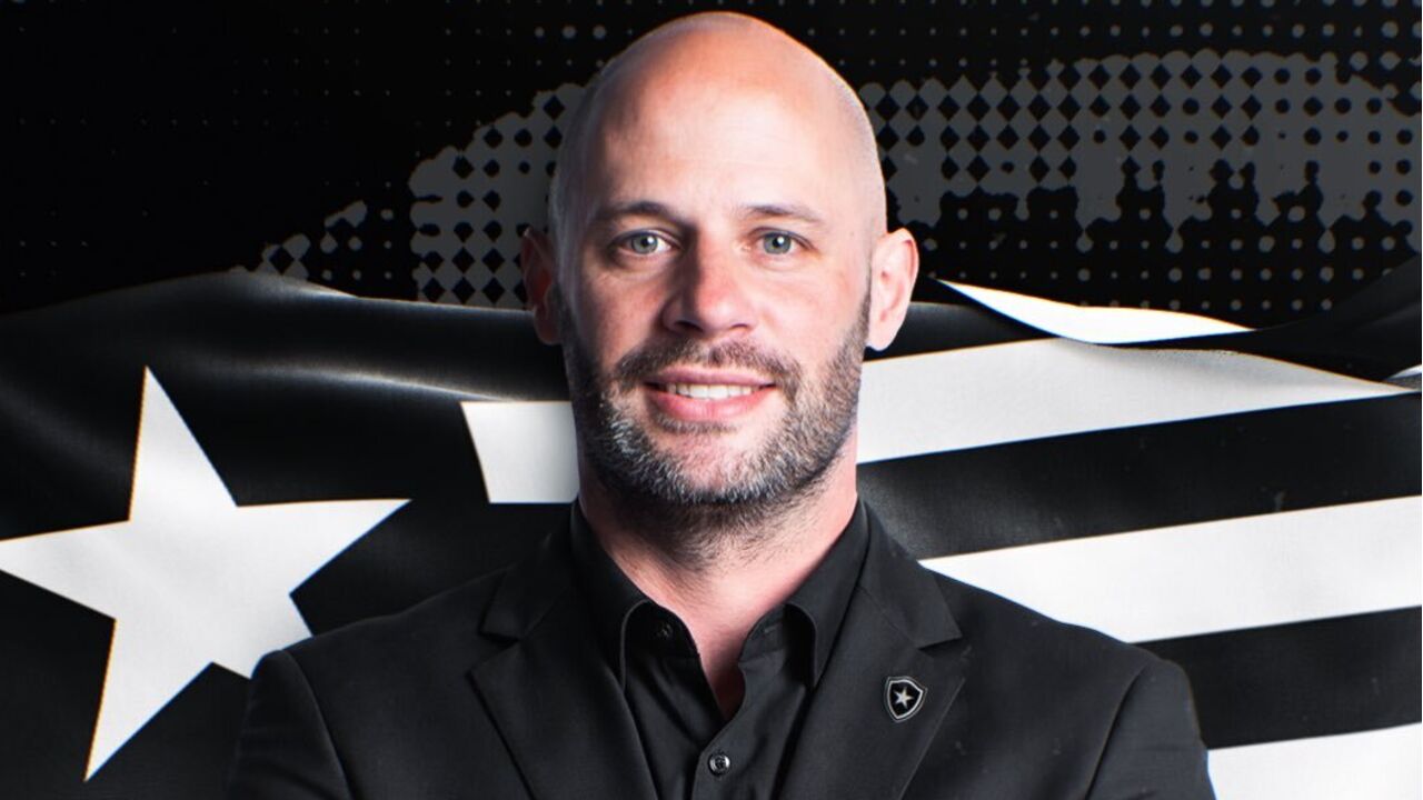 Franclim Carvalho é o novo treinador do Botafogo