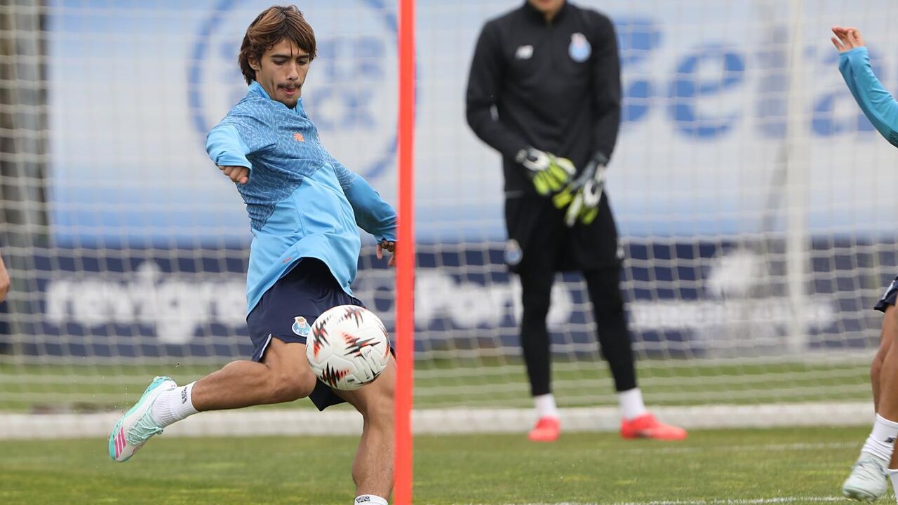 Rodrigo Mora no treino do FC Porto