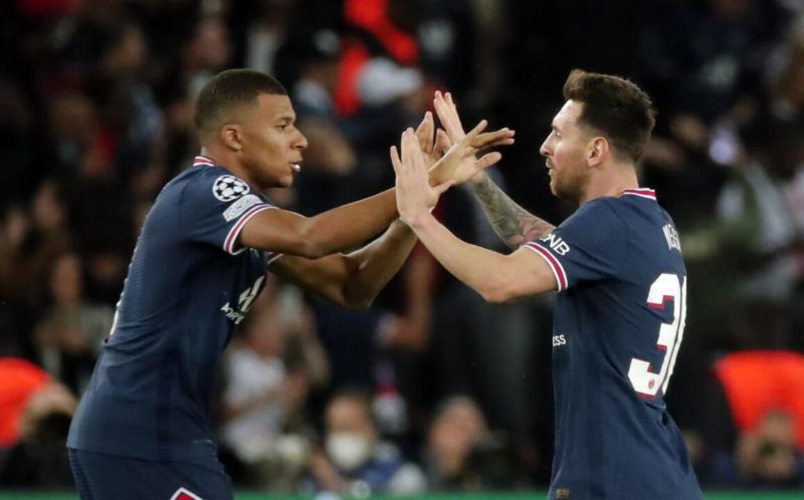 Mbappé recorda treinos com Messi no PSG