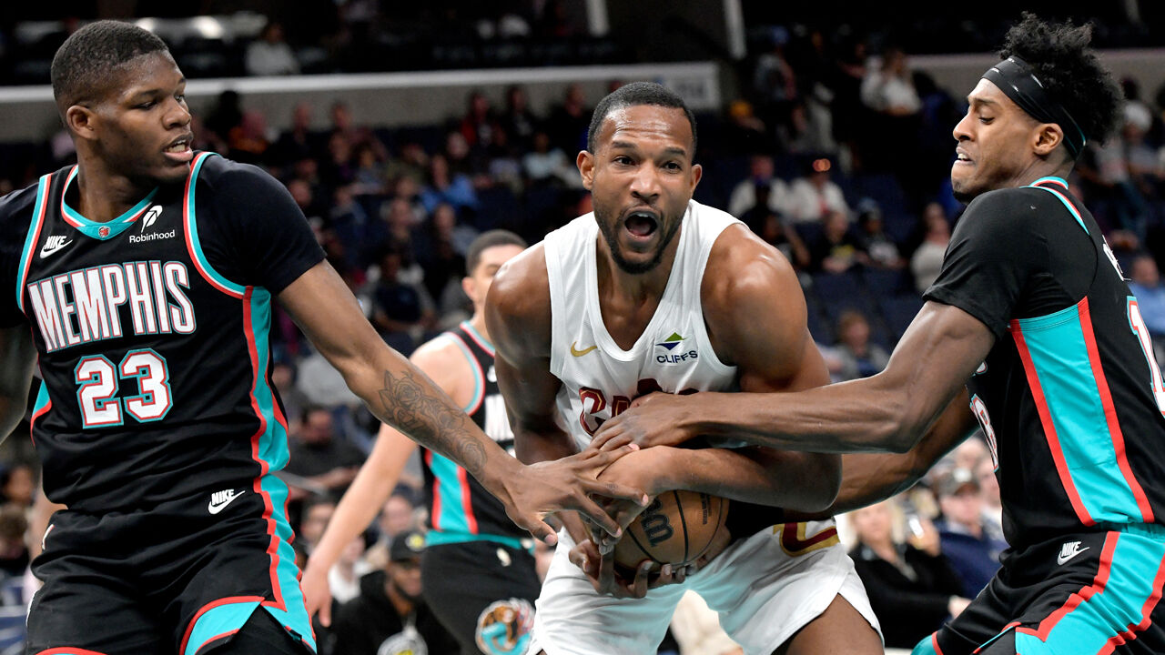 Memphis Grizzlies igualaram, frente aos Cleveland Cavaliers, o recorde de maior número de triplos num jogo da NBA