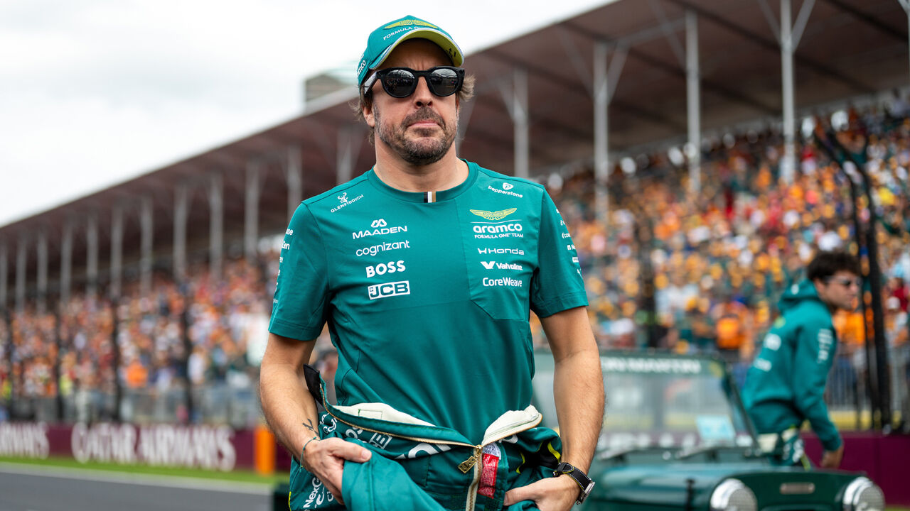 Possibilidade de Fernando Alonso conduzir o papamóvel este ano continua em aberto