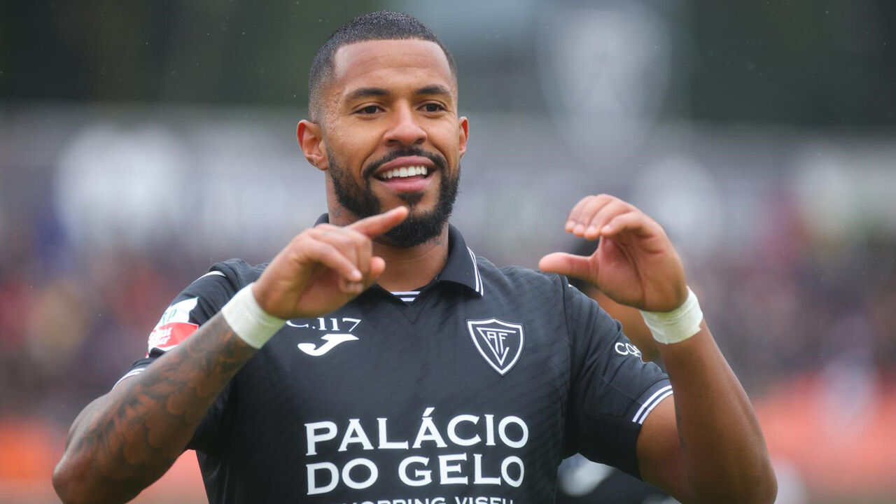 Clóvis eleito o melhor avançado da 2.ª Liga pela quinta vez esta época