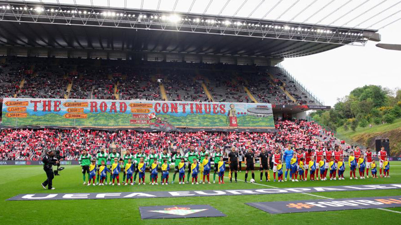 Betis apresenta queixa à UEFA devido ao tratamento recebido pelos seus adeptos em Braga