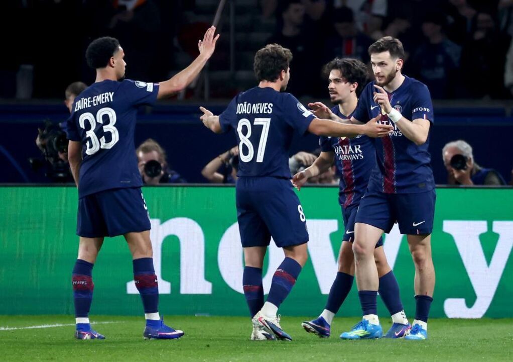 Seis minutos de posse: a avalanche do PSG antes do segundo golo contra o Liverpool