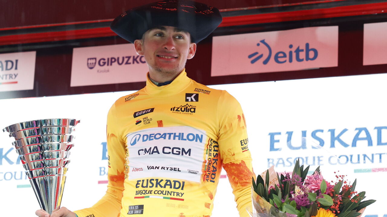 Paul Seixas vence a Volta ao País Basco e sucede a João Almeida