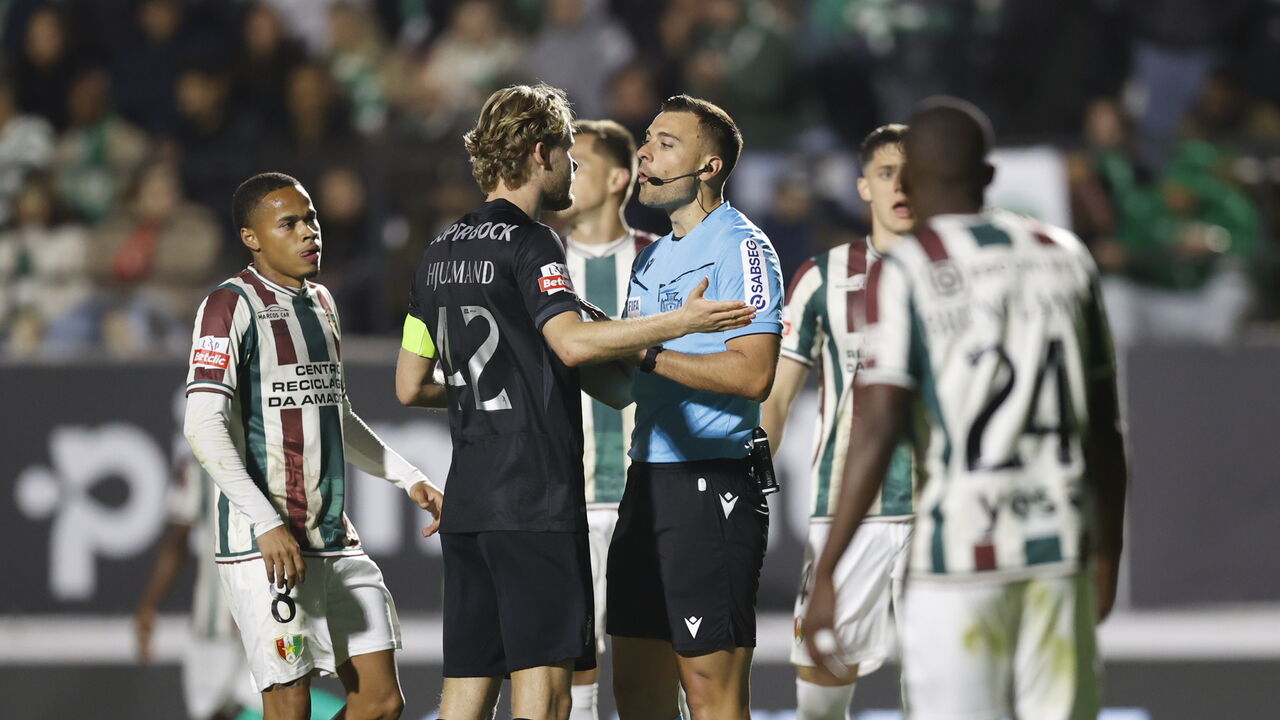 David Silva dirigiu E.Amadora-Sporting