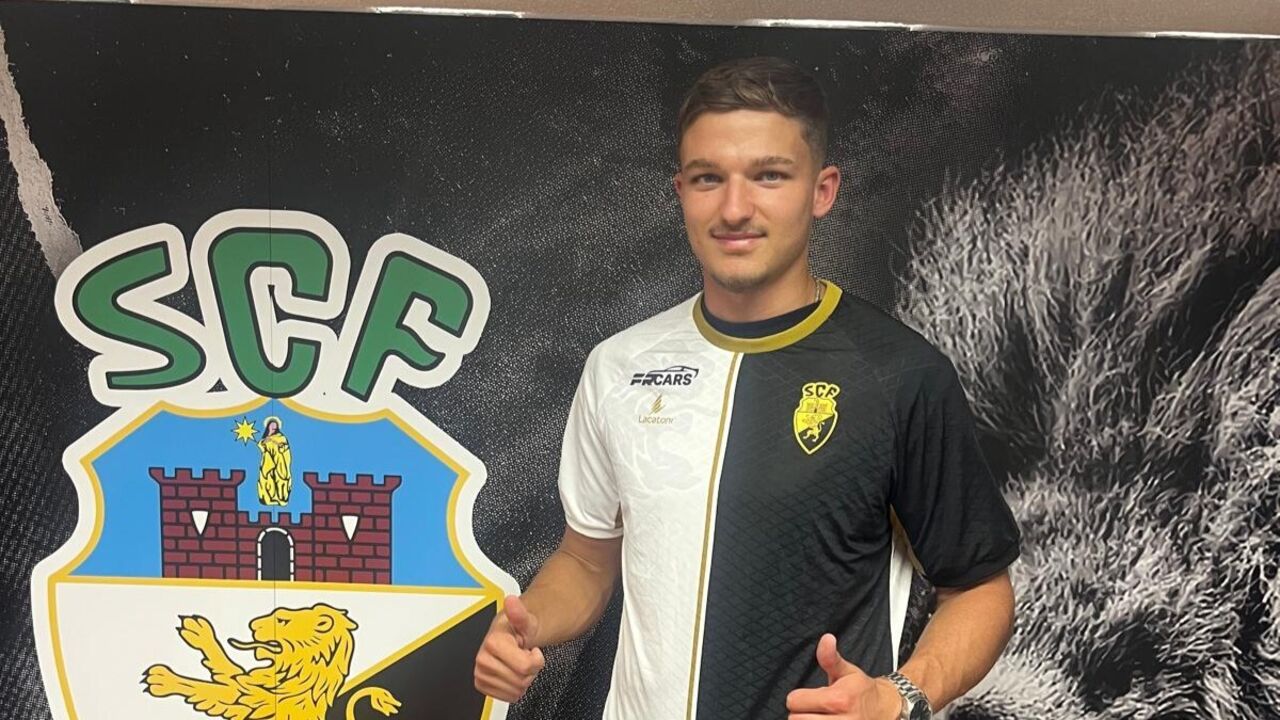 Leonardo Oliveira após a apresentação pelo Farense