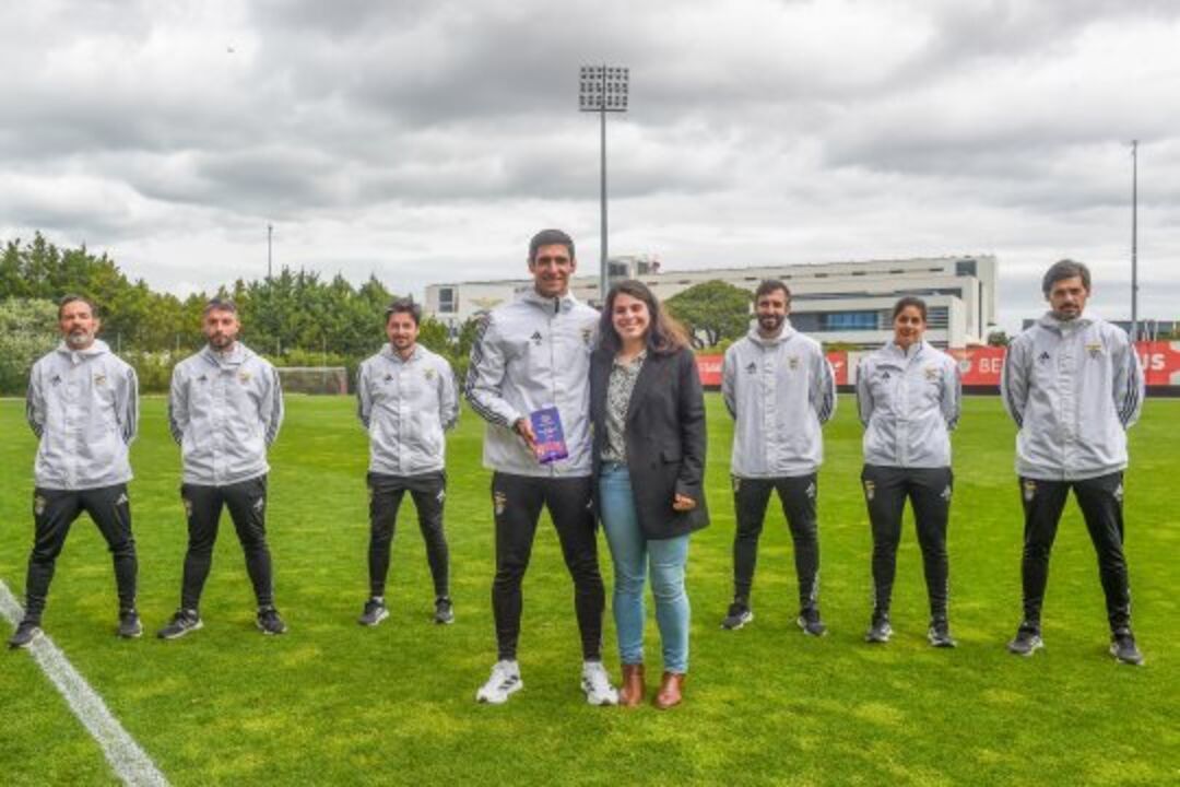 Benfica recebe prémio de melhor equipa técnica de março na Liga BPI