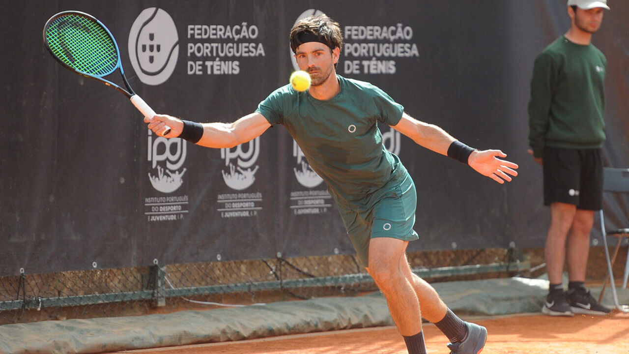 Gastão Elias regressa à competição com derrota na abertura do Oeiras Open 3