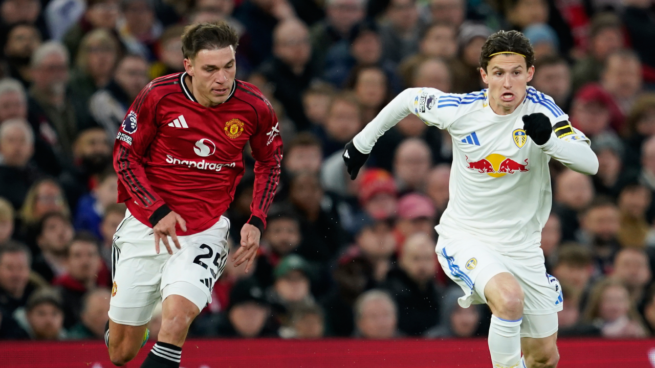 Manuel Ugarte durante o Leeds-Manchester United