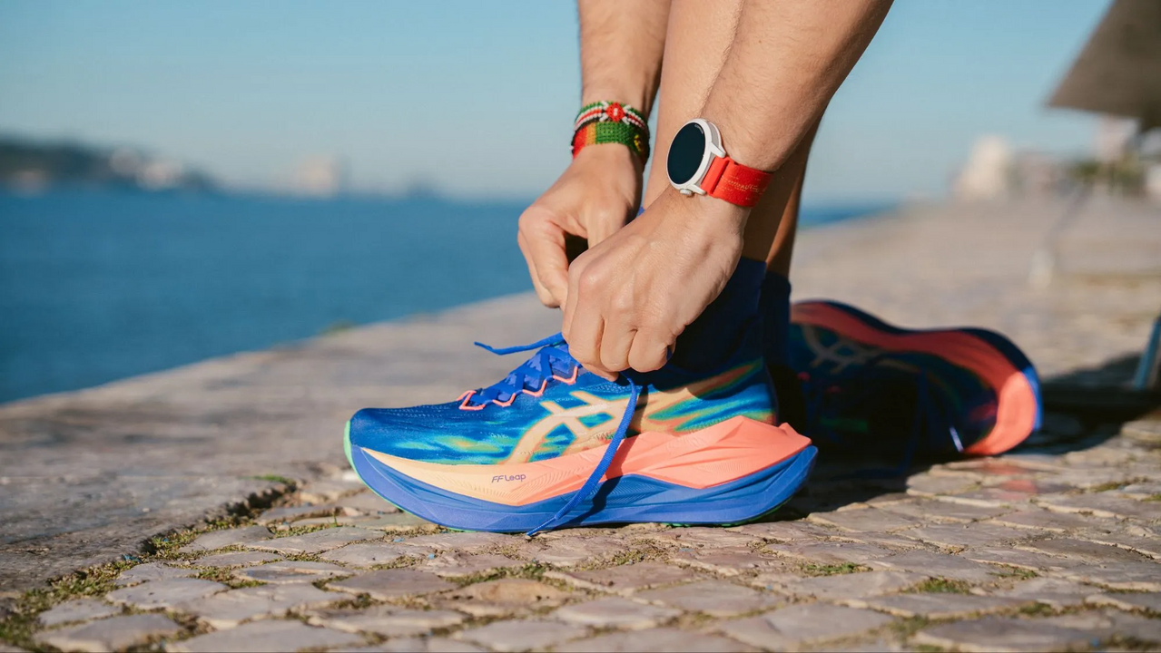 Análise aos ténis ASICS Superblast 3 da marca japonesa