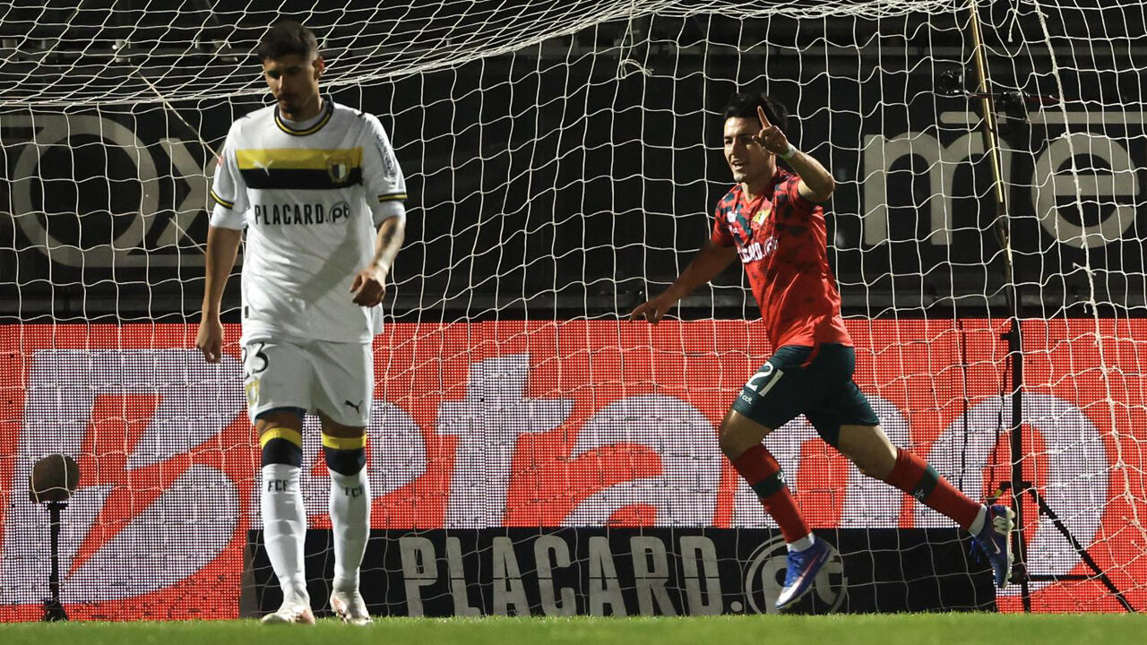 Rodrigo Alonso festeja o golo marcado ao Famalicão