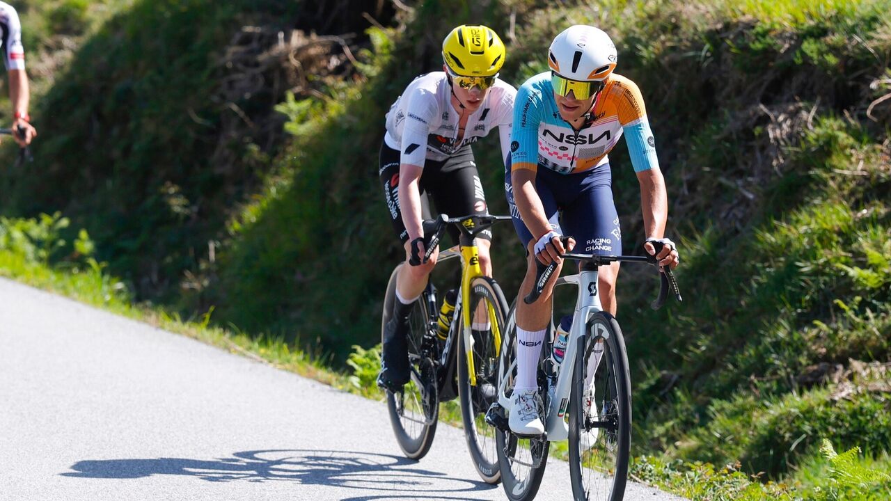 Romeo vence etapa n'O Gran Camiño e veste a camisola amarela.
