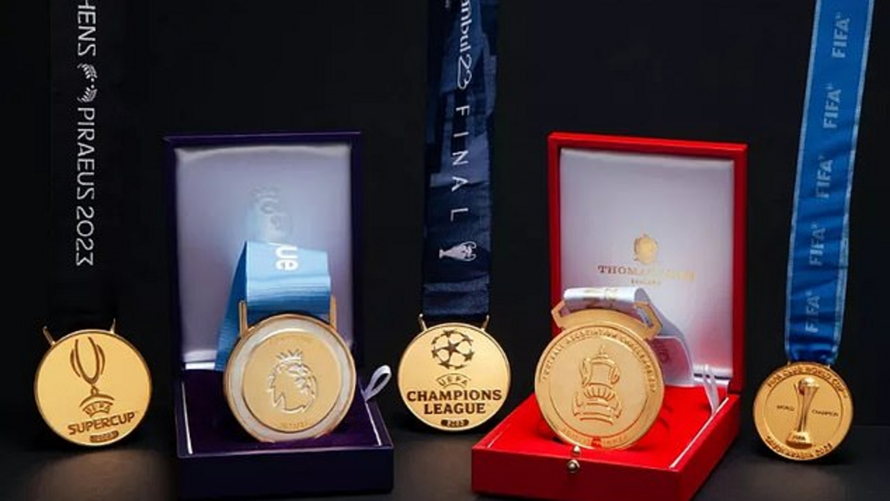 Medalhas da Liga dos Campeões e Supertaça Europeia em leilão