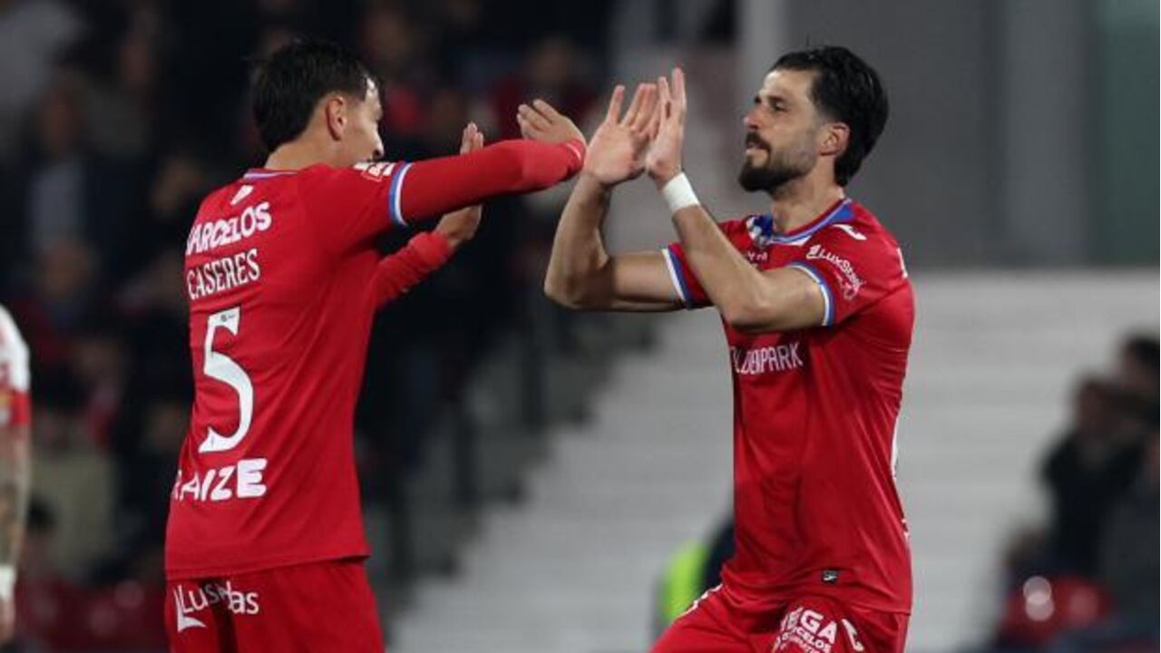 Hector Hernandez, Gil Vicente