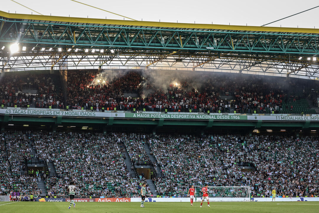 Mais de 51 mil adeptos estiveram em Alvalade