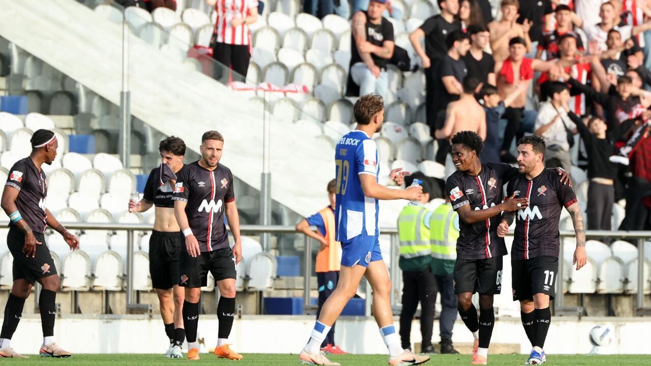 Leixões vence FC Porto B