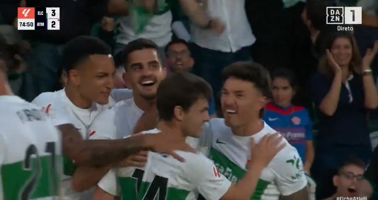 André Silva celebra golo