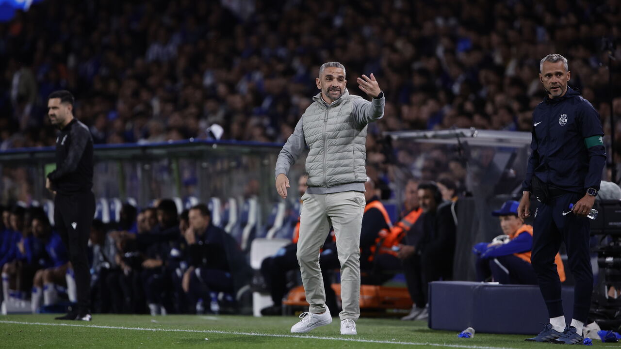 Rui Borges durante o clássico