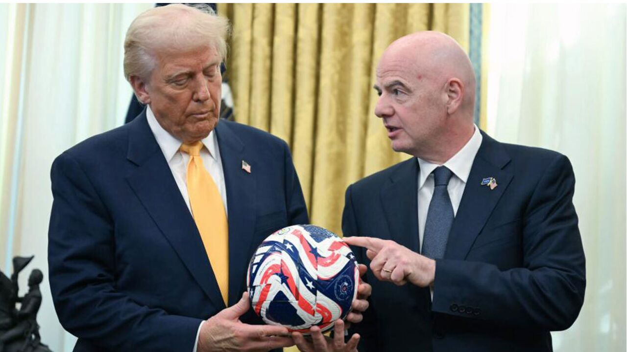 Donald Trump e Gianni Infantino 