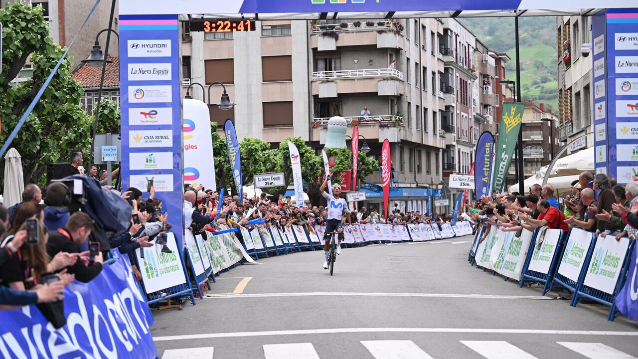 Nairo Quintana vence etapa na Volta às Astúrias, marcando retorno vitorioso.
