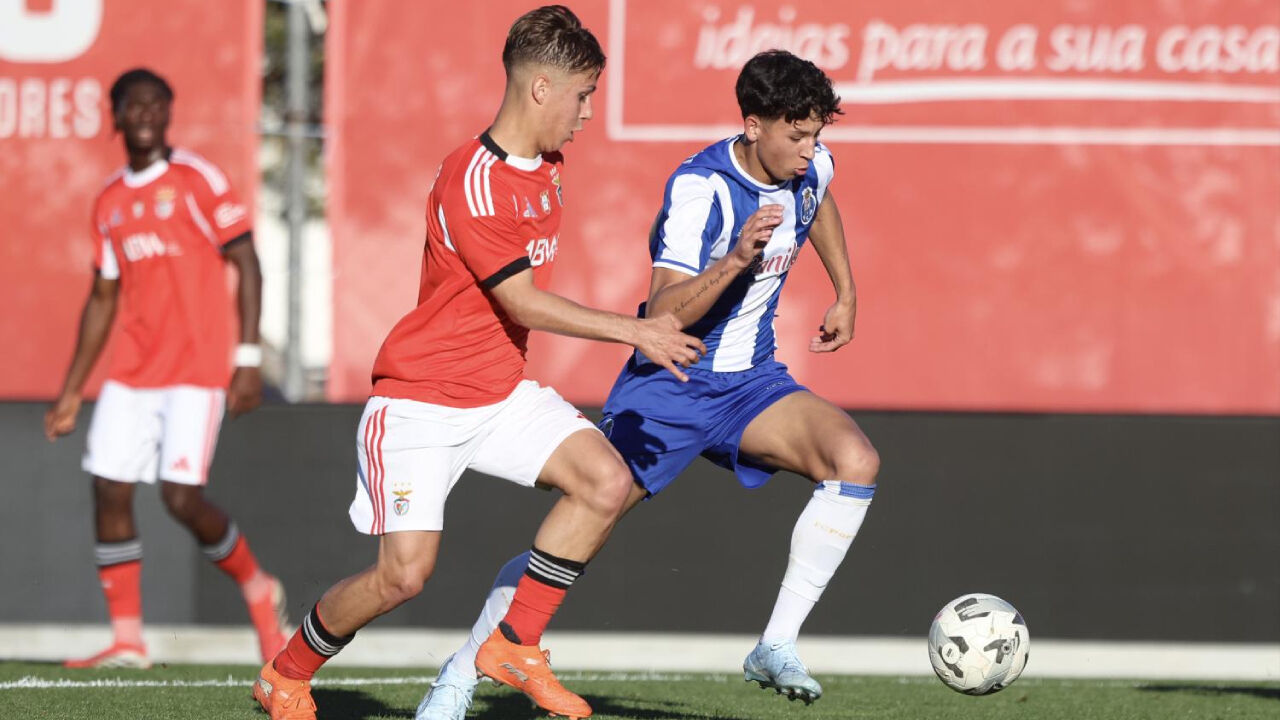 Duelo da primeira volta deu empate no Seixal (4-4)