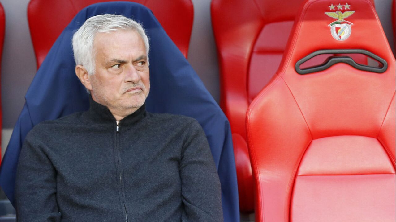 José Mourinho no banco do Benfica