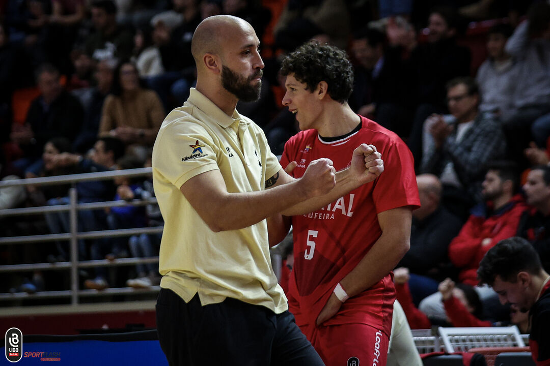 Imortal venceu o Sporting e vai ao playoff