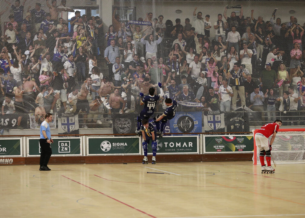 Benfica soma primeira derrota da época 