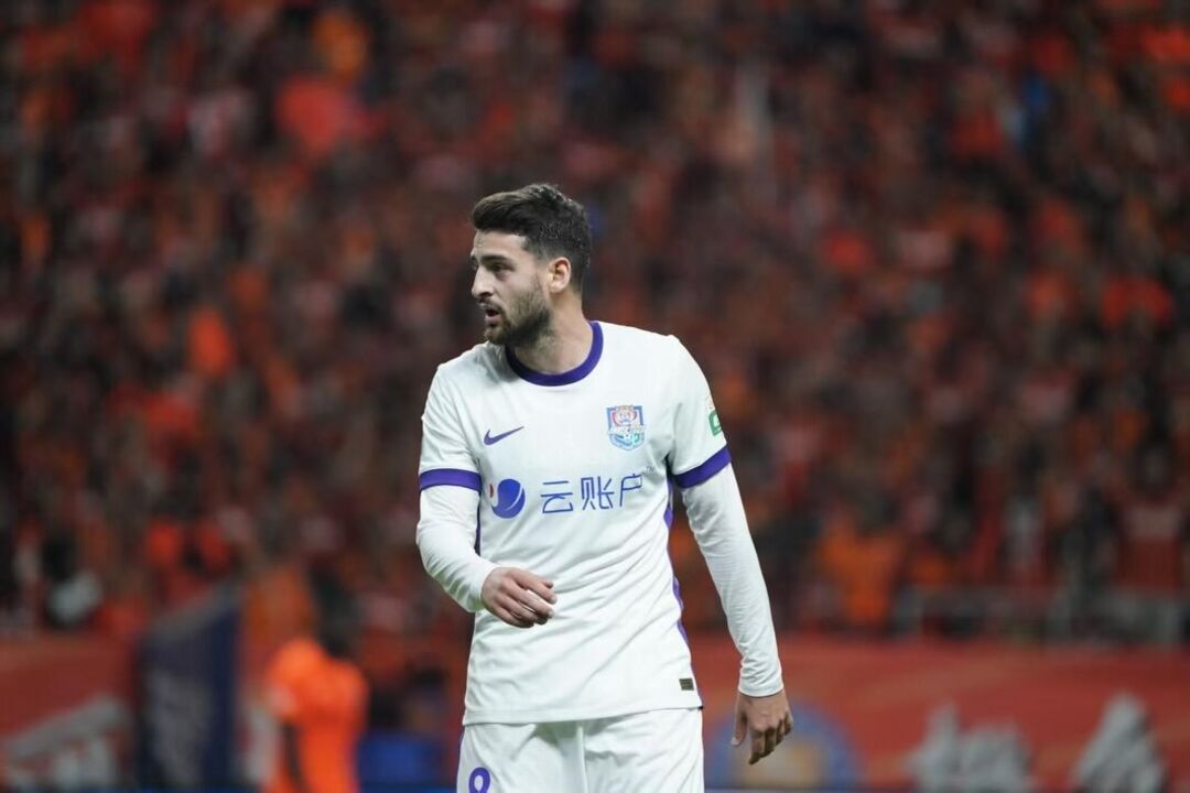 Bruno Xadas destaca-se no futebol chinês com golo e assistências