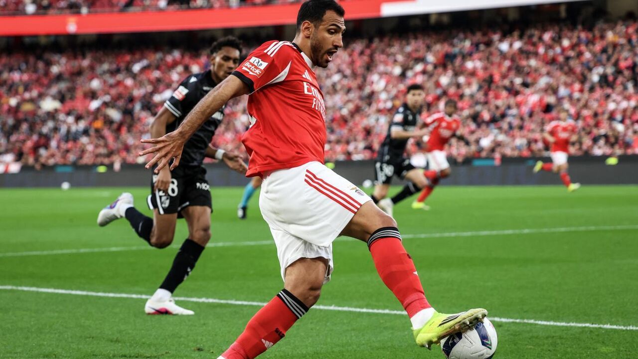 Pavlidis, SLB, Benfica