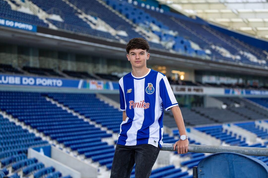 Afonso Felício joga nos sub-15