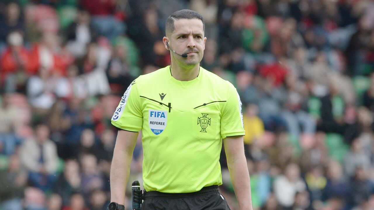Gustavo Correia arbitra Famalicão-Benfica após polémica no Benfica-Casa Pia