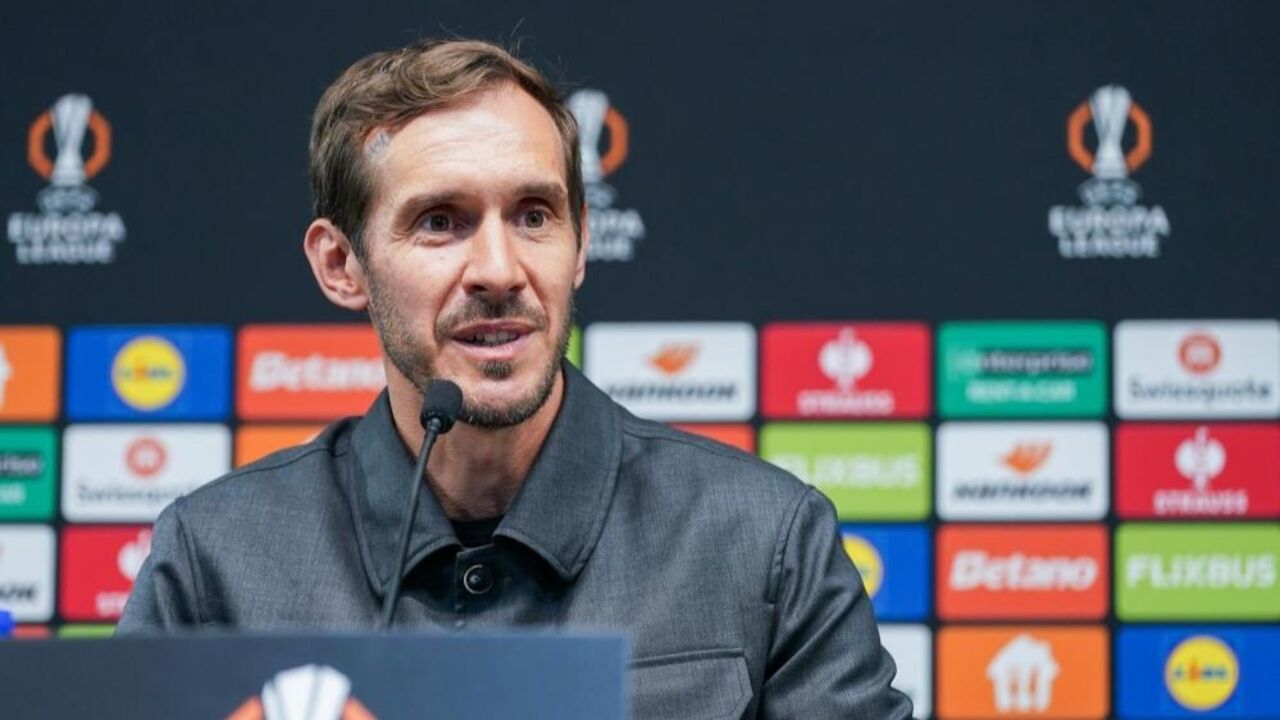 Julian Schuster aborda meia-final da Liga Europa entre Friburgo e Sp. Braga.
