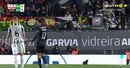 Jogo interrompido por invasão inesperada de um cão no E-Amadora-Sporting
