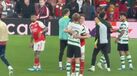 O abraço entre Gyökeres e Hjulmand: assim foi o final do Arsenal-Sporting