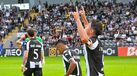 Nacional vence Alverca com golo de Chucho no momento decisivo