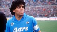 Maradona antes de um jogo do Nápoles