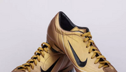 Chuteiras de Cristiano Ronaldo também presentes neste leilão