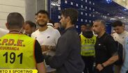 As imagens da confusão na chegada do Sporting ao Dragão
