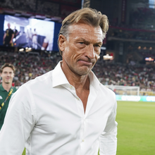 <![CDATA[ Hervé Renard está de saída da seleção da Arábia Saudita mas pode ir ao Mundial... pelo Gana ]]>