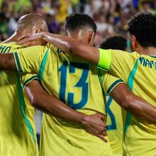 <![CDATA[ Golos tardios dão triunfo ao Brasil sobre a Croácia ]]>