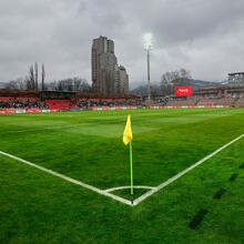 <![CDATA[ Tudo abaixo: Estádio Nacional da Bósnia vai ser demolido ]]>