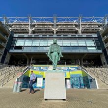 <![CDATA[ Croke Park recebe jogo entre clubes de futebol pela primeira vez ]]>