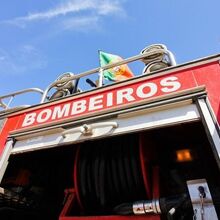 <![CDATA[ Quatro mortos em colisão frontal no IC1 em Santiago do Cacém: uma criança está entre as vítimas ]]>