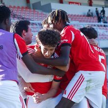 <![CDATA[ Reação enérgica vale reviravolta ao Benfica diante do FC Porto ]]>