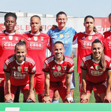 <![CDATA[ Benfica vence Torreense com 'bis' de Diana Silva e está a uma vitória do hexacampeonato ]]>