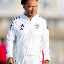 <![CDATA[ José Morais vence duelo com Rui Vitória nos Emirados ]]>