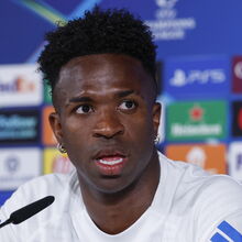 <![CDATA[ Vinícius Jr: «Não digo que Espanha, Alemanha ou Portugal sejam racistas, mas há racistas nestes países...» ]]>